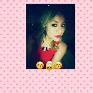 Meet your Posher, Yolih