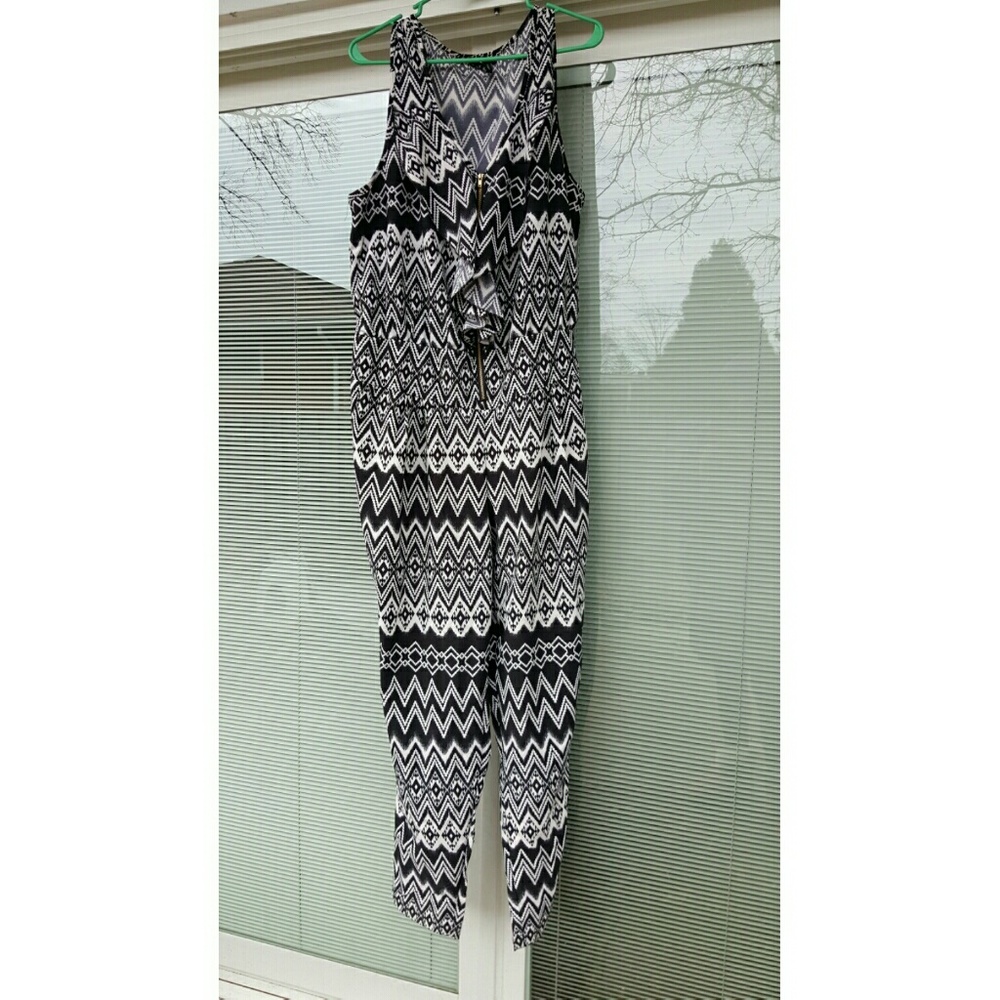 Toxik Plus Sized Sleeveless Jumpsuit Size 2x - image 3