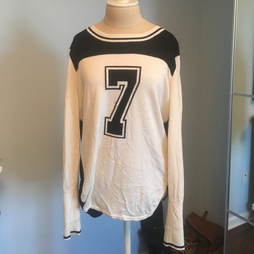 Banana republic lucky 7 varsity style sweater