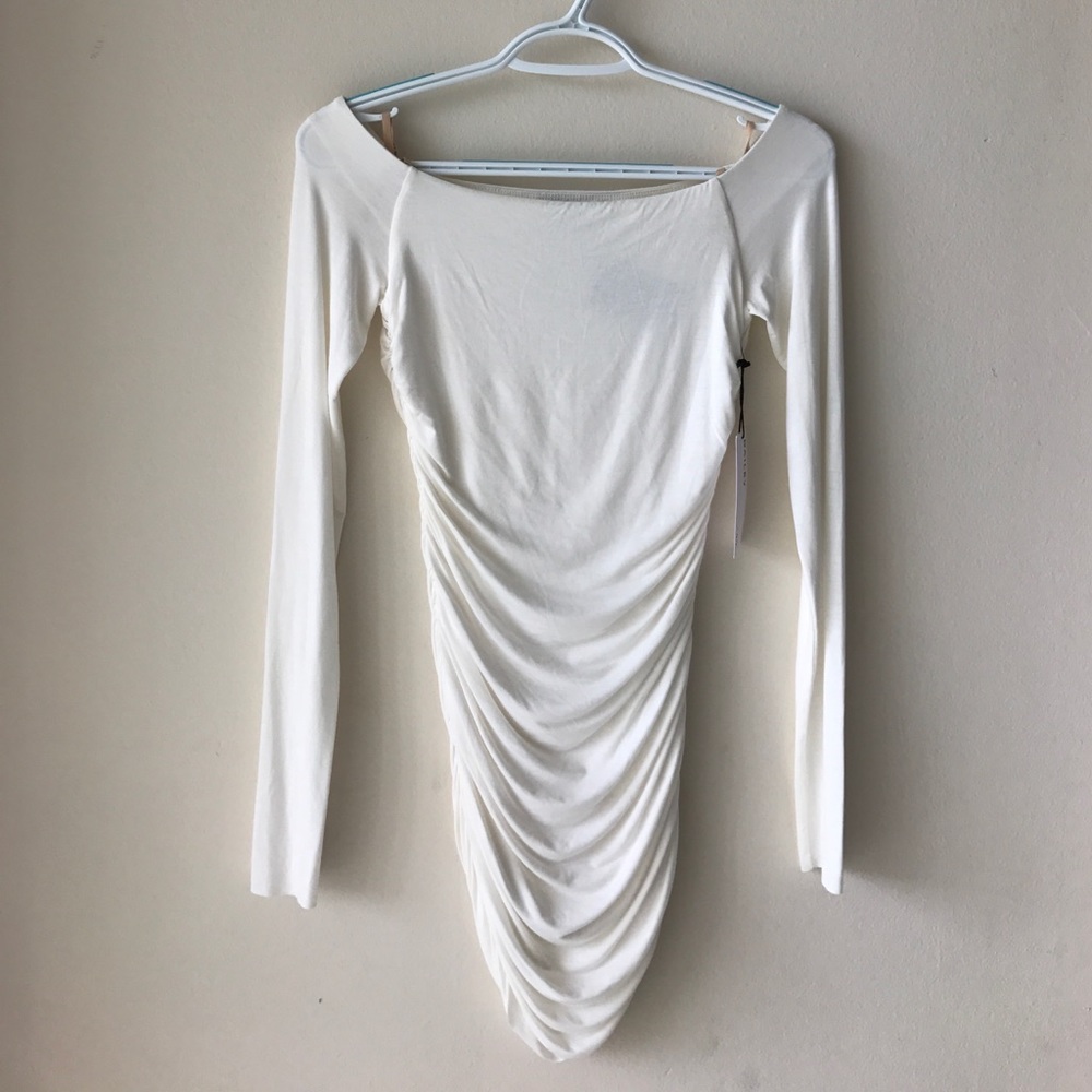 Off shoulder shirred sides NWT
