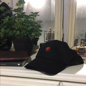 Red Rose Hat