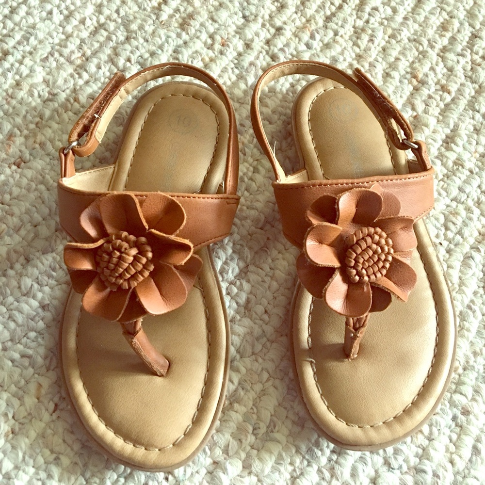 Girls sandals