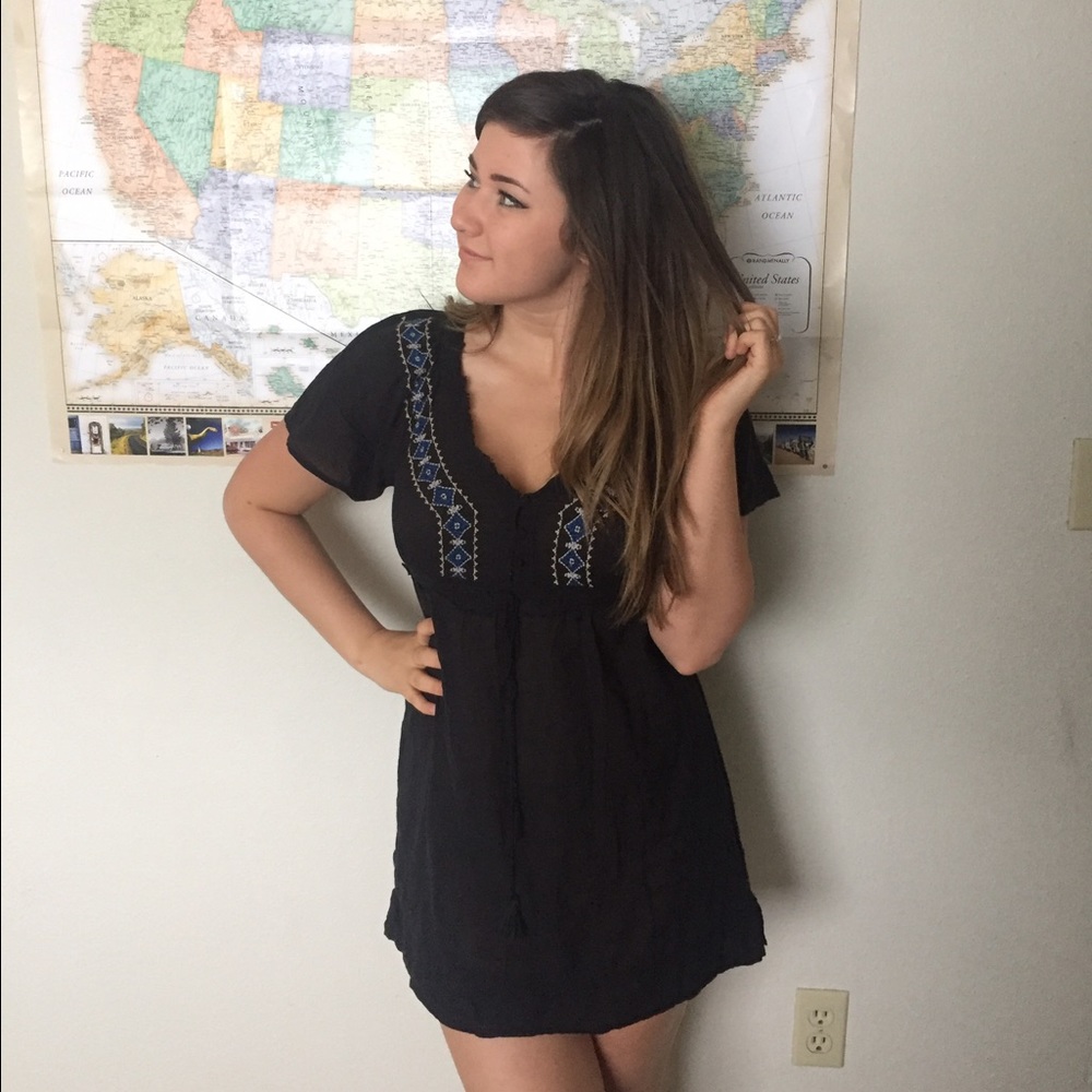 American Eagle Tunic Black