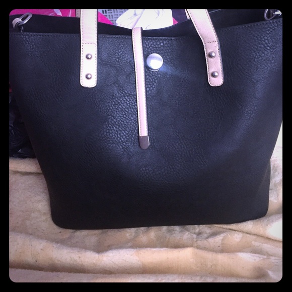 Charming Charlie purse - Picture 1 of 4