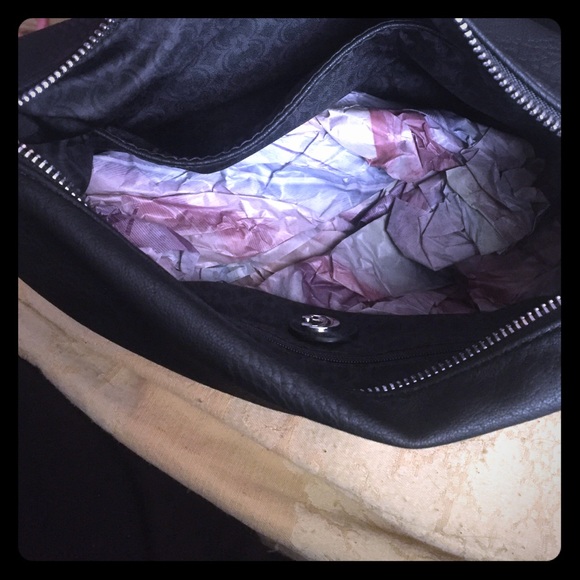 Charming Charlie purse - Picture 4 of 4