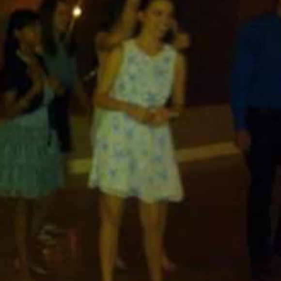 White and blue seashell dress with gold studs - Picture 4 of 4