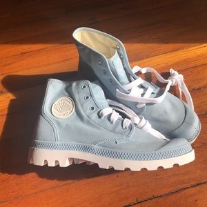 Palladium boot NWOB