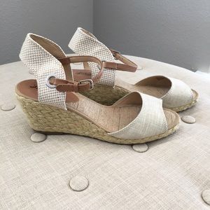 🍀SPRING SALE🍀 Lucky Brand Kyndra Wedge