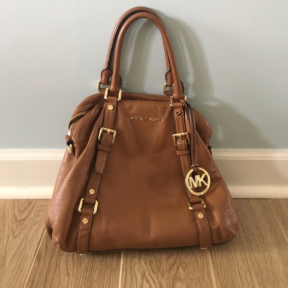 Michael Kors Handbags - Michael Kors Purse