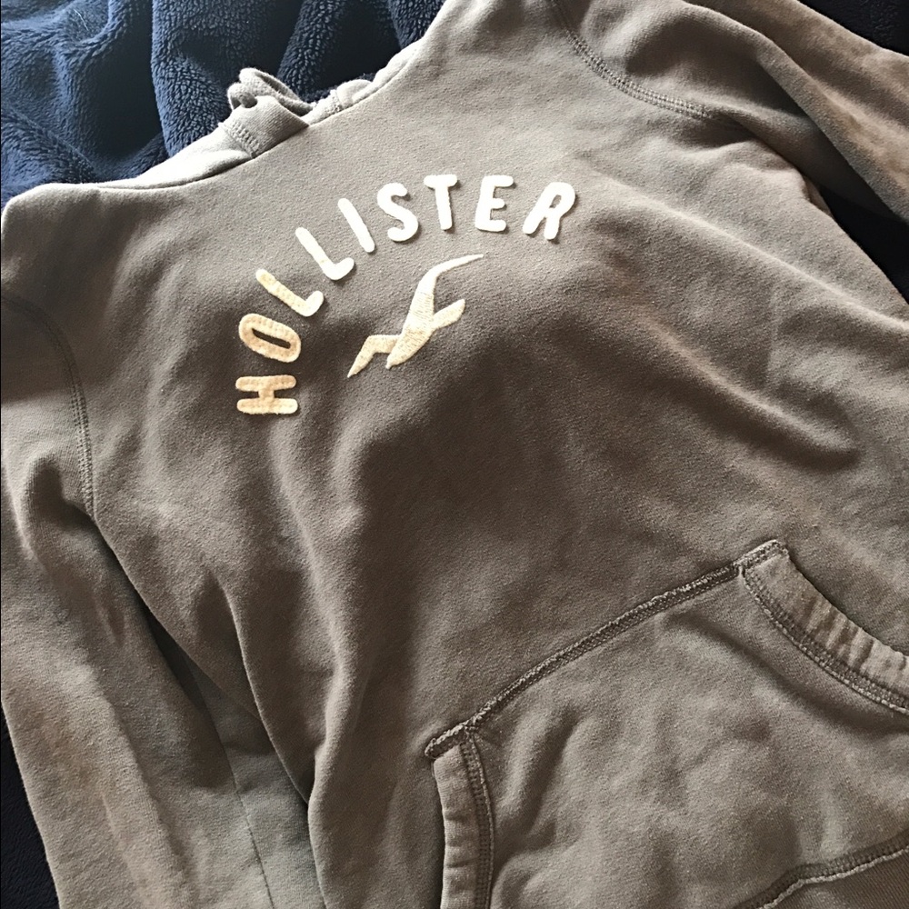 HOLLISTER HOODIE.
