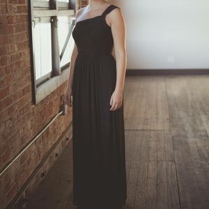 Alfred Sung One-Shoulder Chiffon Gown