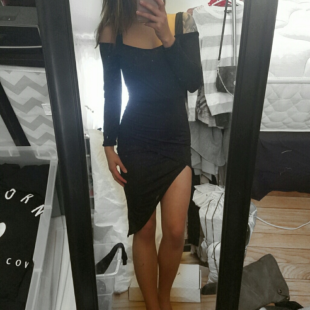 Black Bodycon Dress