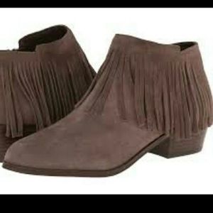 Grey suede fringe booties!