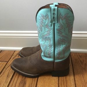 Women's leather Cowboy boots.