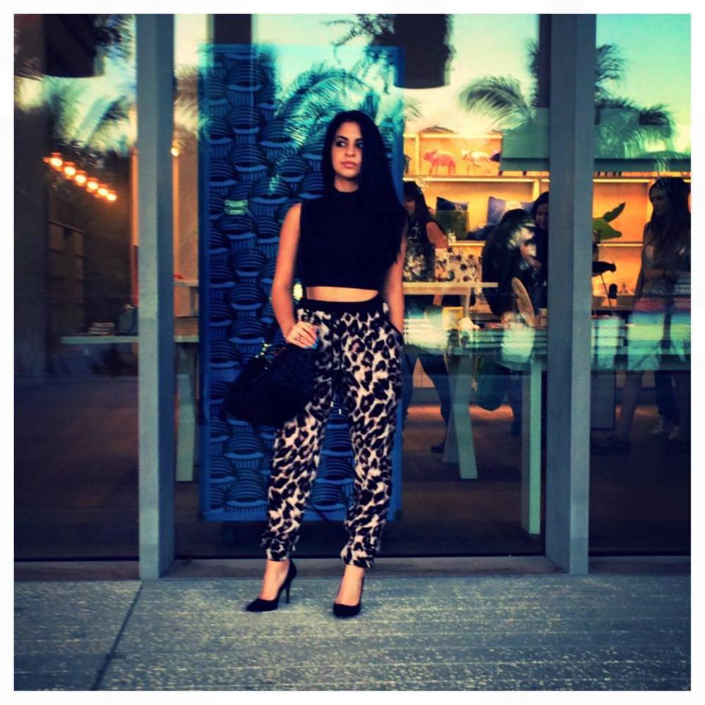 Meet your Posher, Yenny