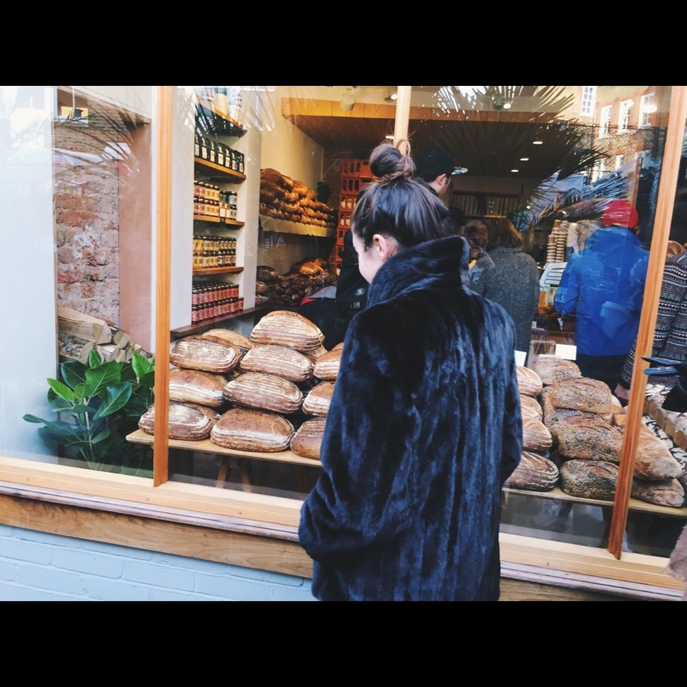 Meet your Posher, Cat