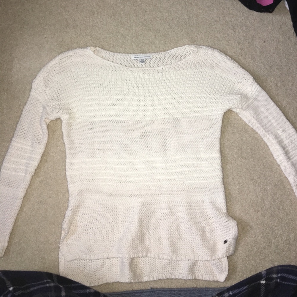 American Eagle Sweater