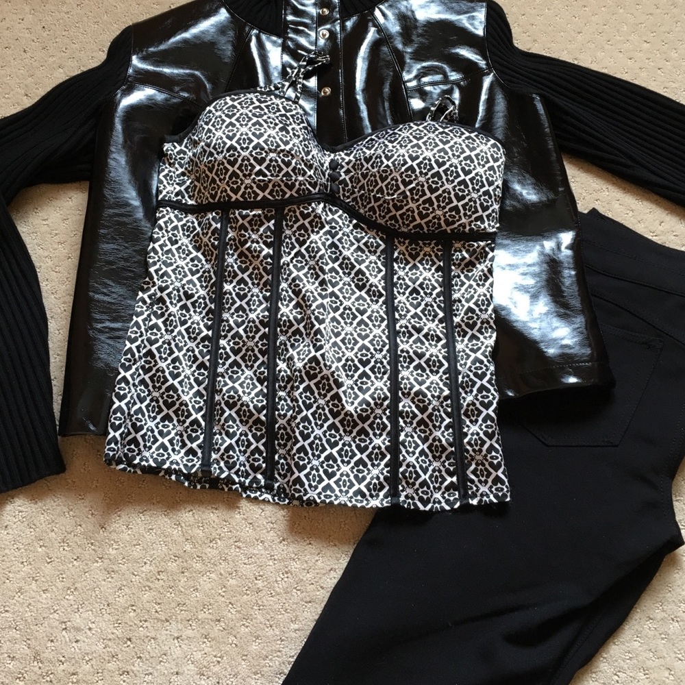 💕Super Cute Top💕