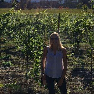 Meet your Posher, Carissa