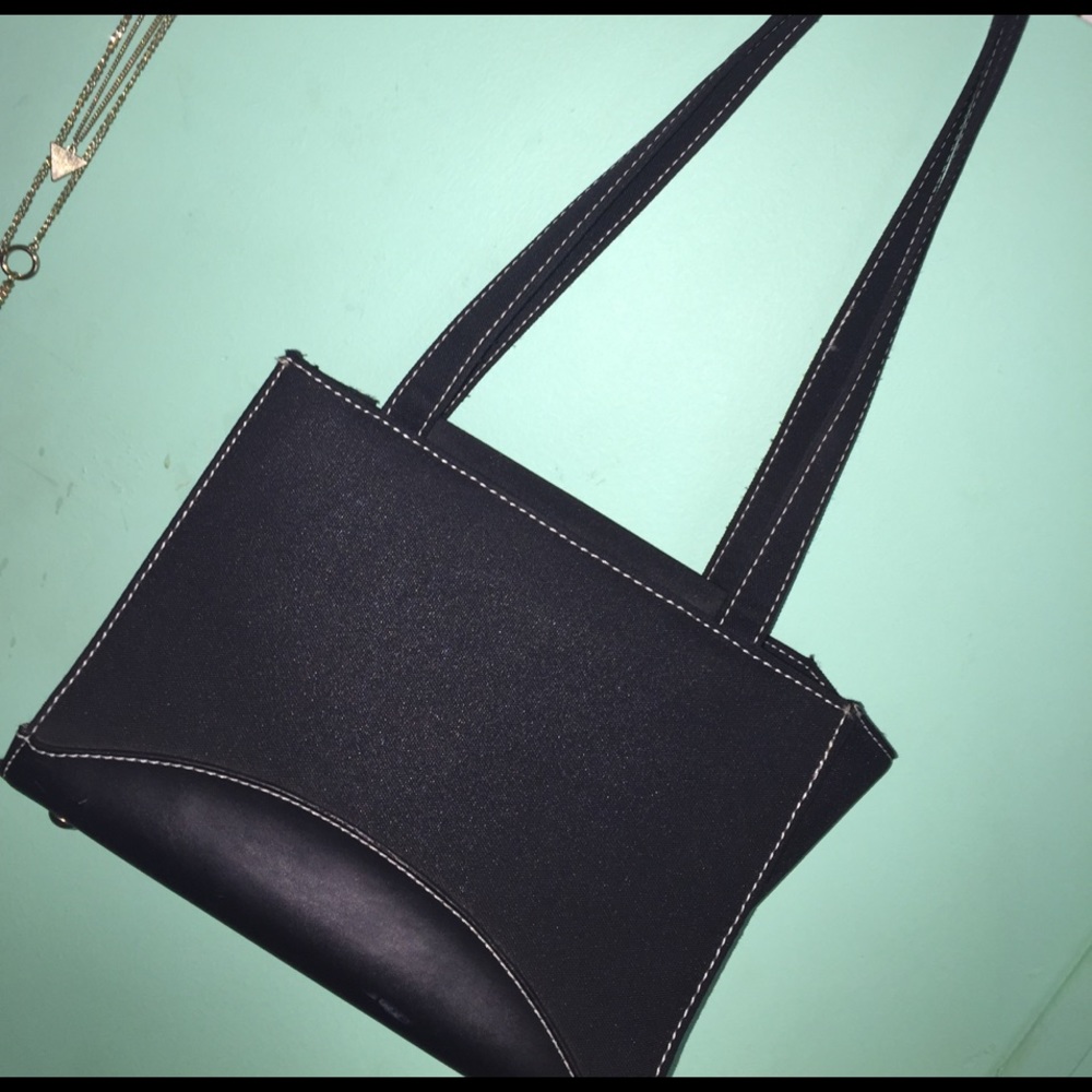 Purse - Picture 3 of 4