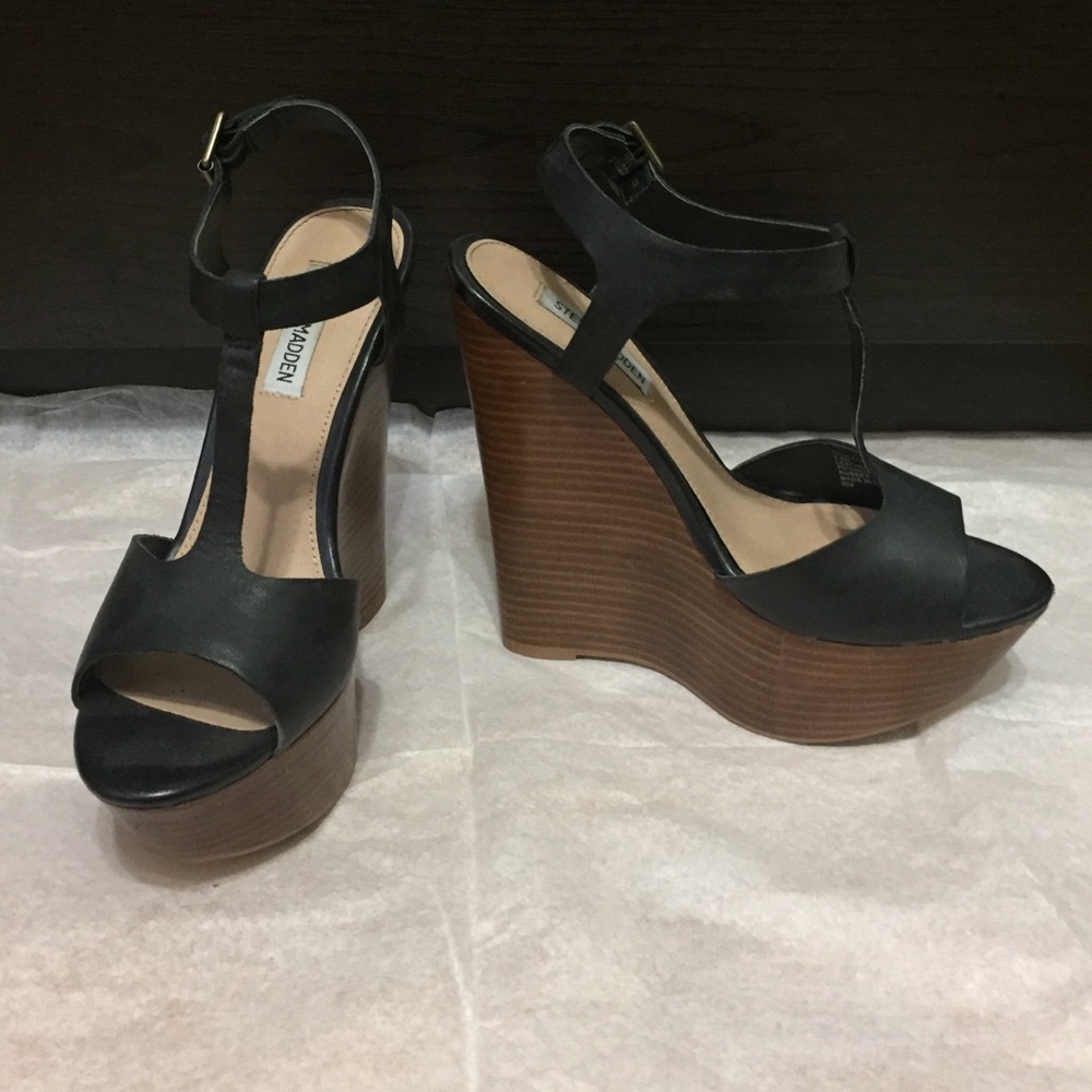 Steve Madden Wedges