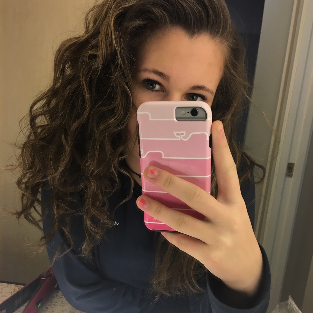 Meet your Posher, Adrianna