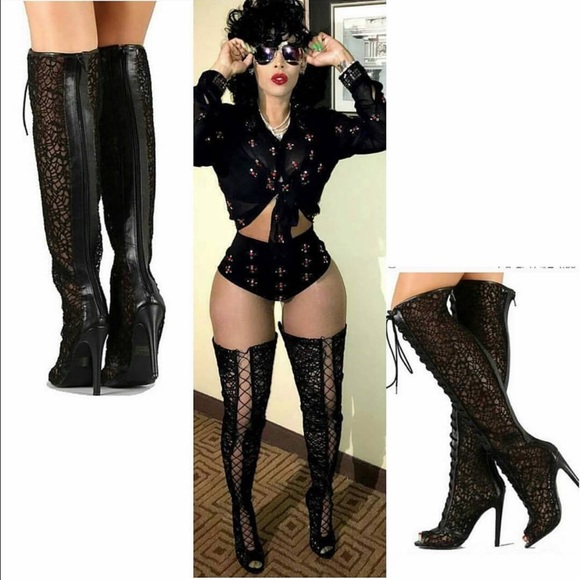 Shoes - 🆕Sexy Lace Over the Knee Boots