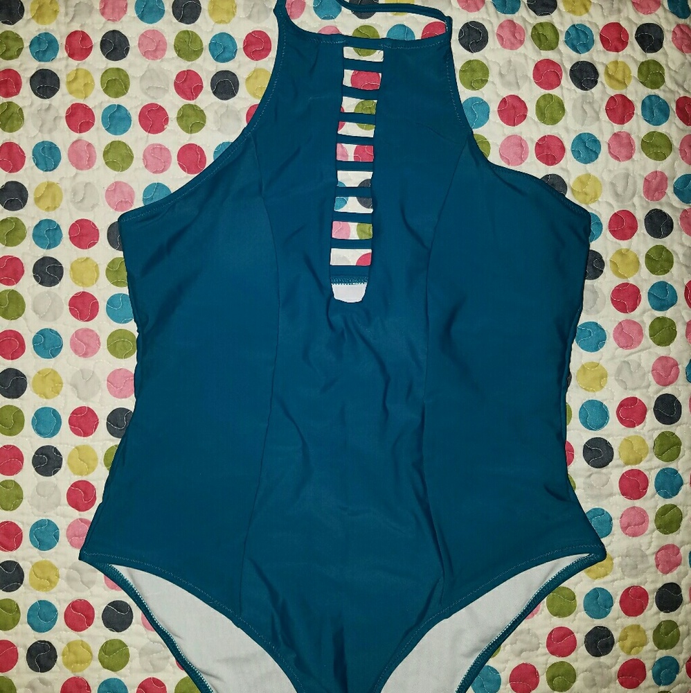 Cupshe over the clouds Halter bathing suit
