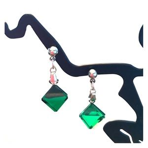 NEW Hypoallergenic Austrian Crystal Cubed Earrings
