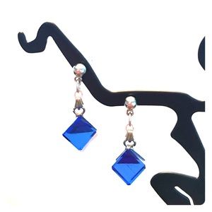 NEW Hypoallergenic Austrian Crystal Cubed Earrings