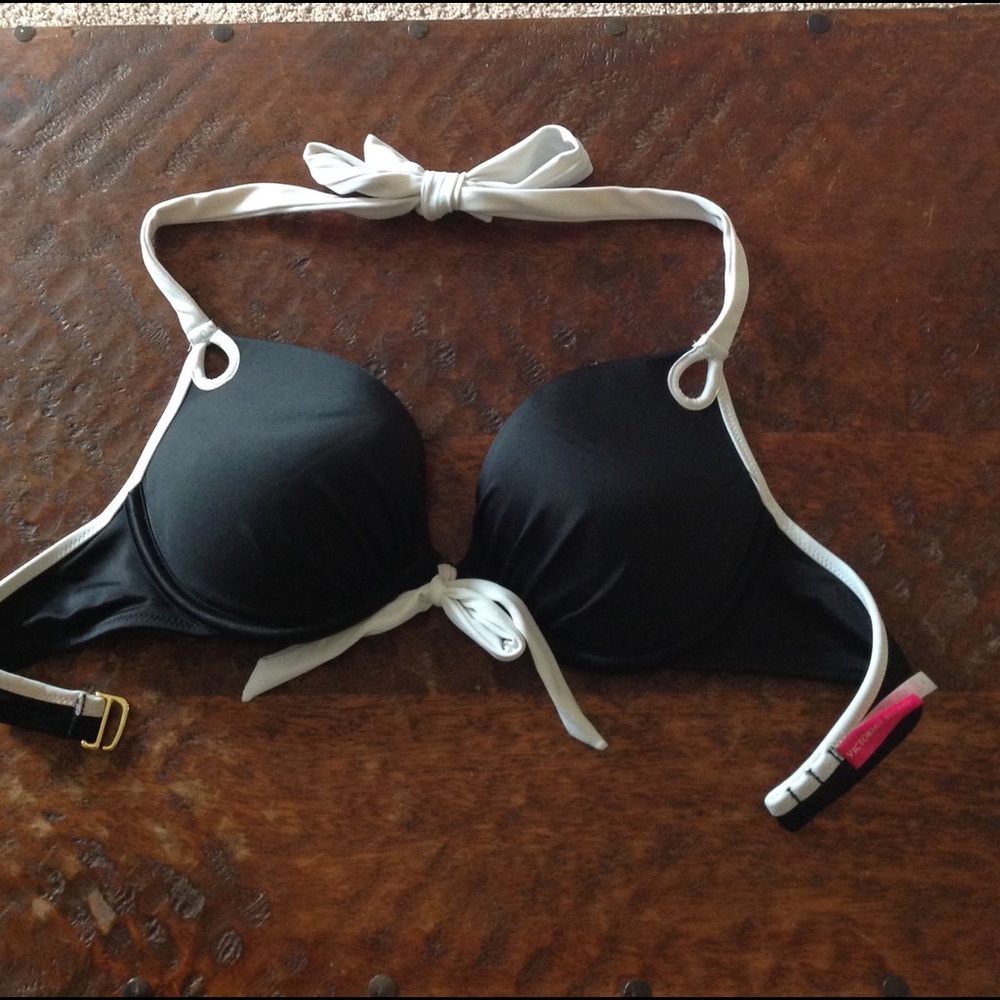 Victoria's Secret bikini