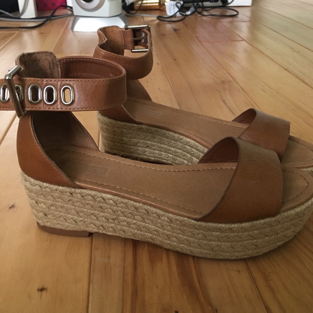 Topshop Brown Woohoo 2-part Flatforms