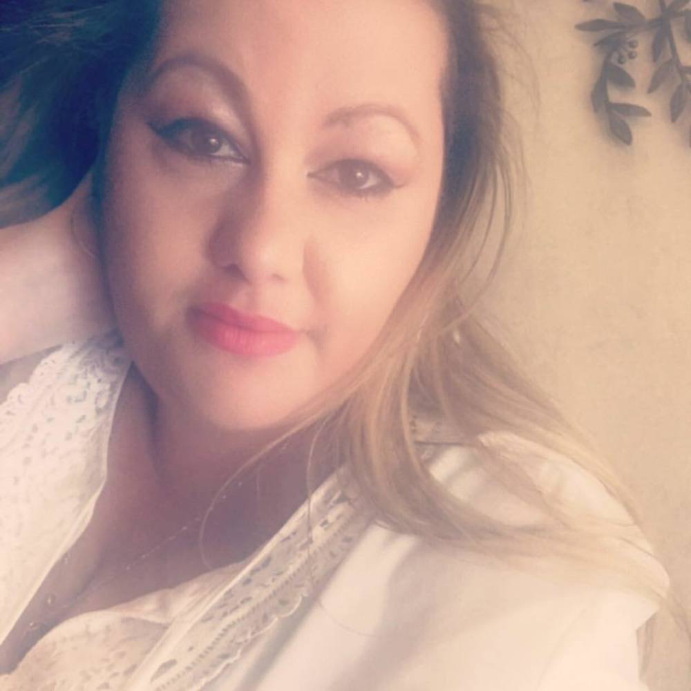 Meet your Posher, Yesmene