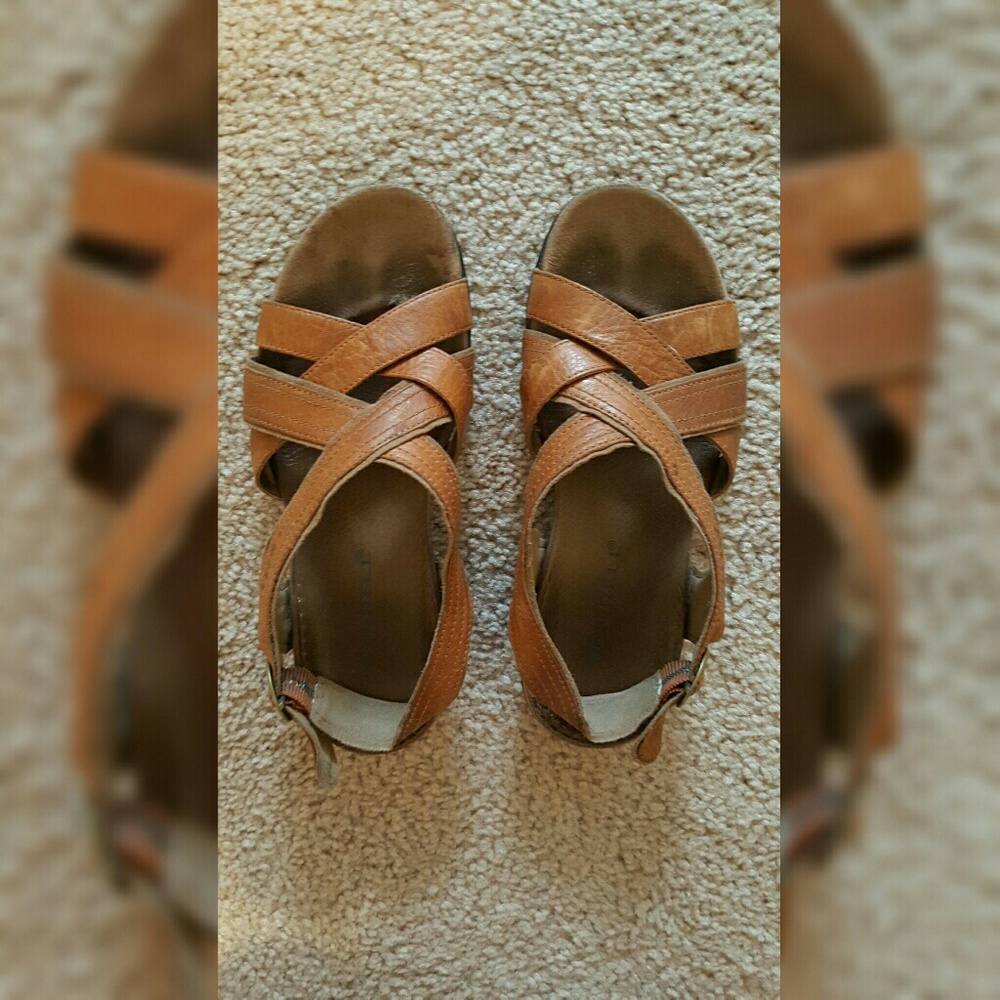 Merrell Bassoon leather strappy sandals