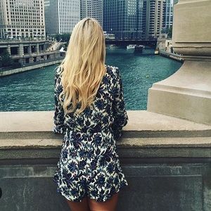 Missguided Bell Sleeve Romper Size 6