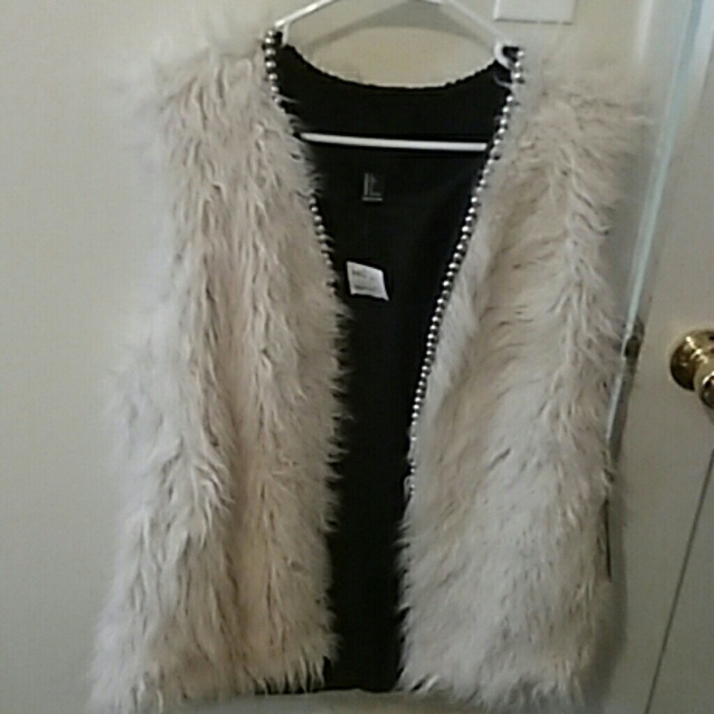 Faux fur forever 21 vest