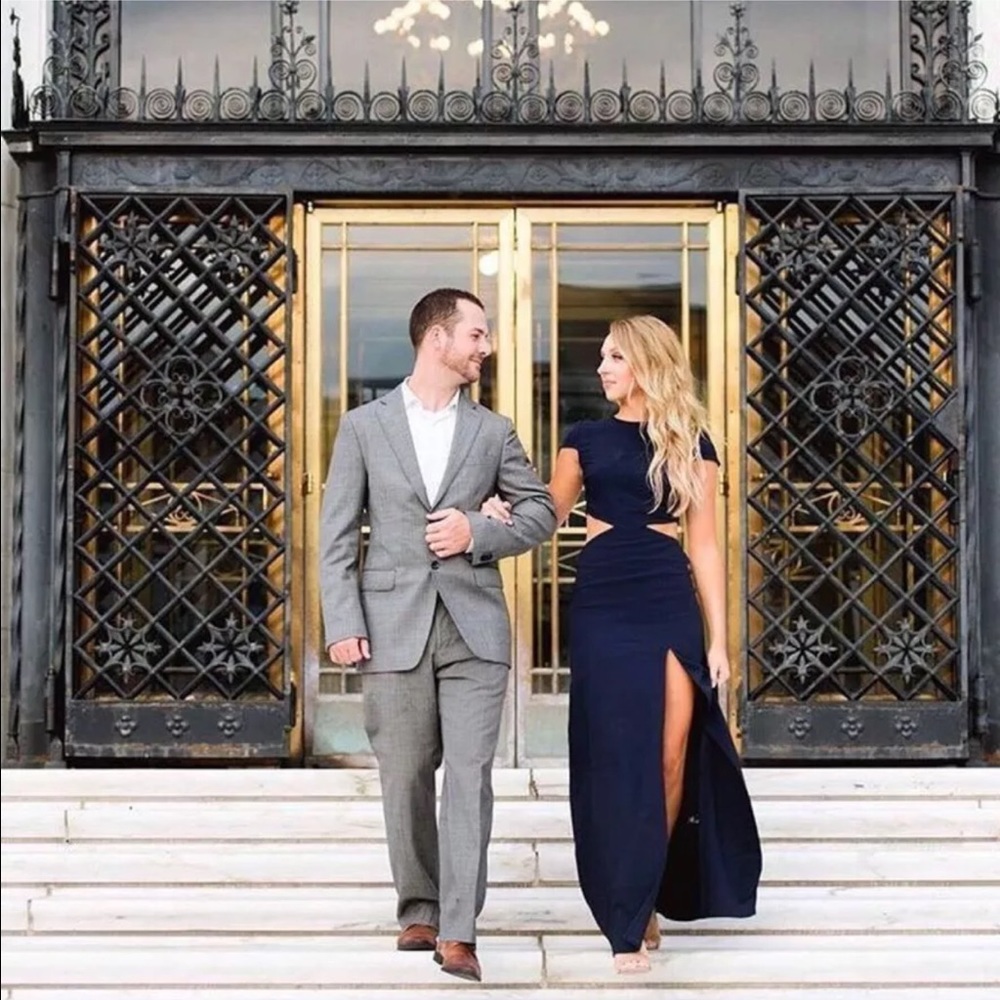 Lulus conversational piece