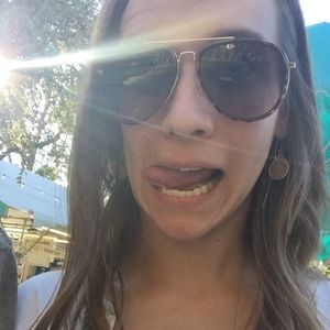 Meet your Posher, Rachel