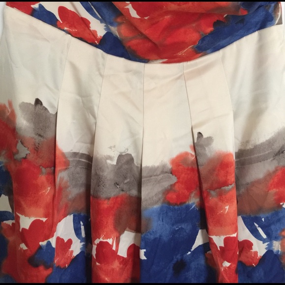 Abstract Spring Dress - Picture 3 of 5