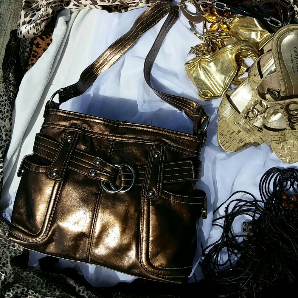 GAL shoulder bag