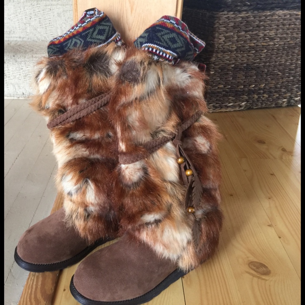 Mukluk boots