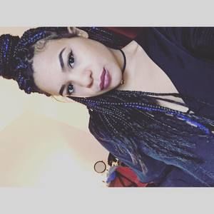 Meet your Posher, Natasha