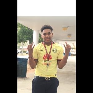 Meet your Posher, De'andre