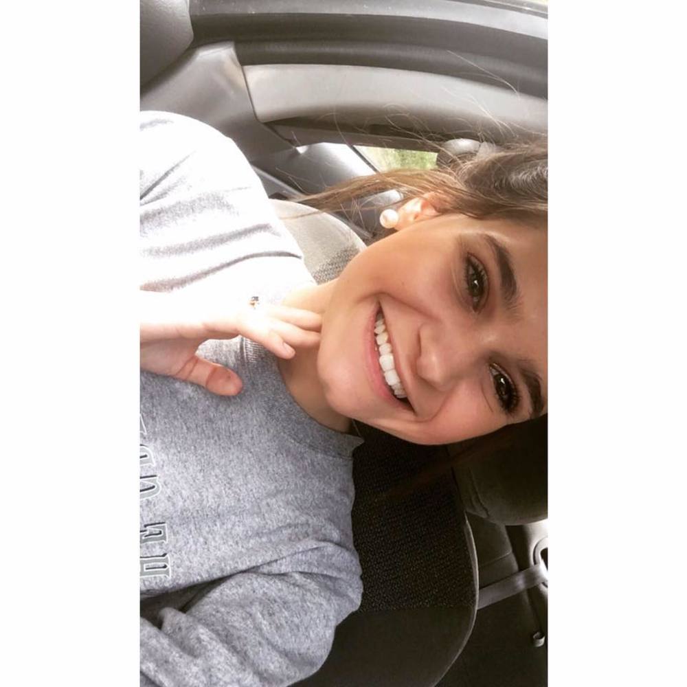 Meet your Posher, Alexis