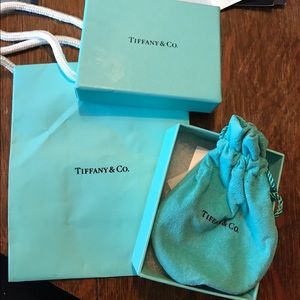 Small Tiffany's necklace box with small gift bag