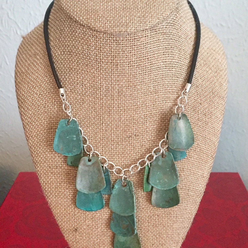 Turquoise shell necklace never worn