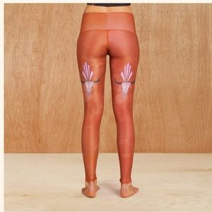 Buffalo Princess Teeki yoga pants in Sienna