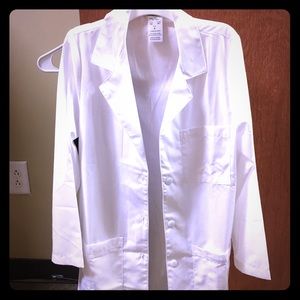 White lab coat, size 4