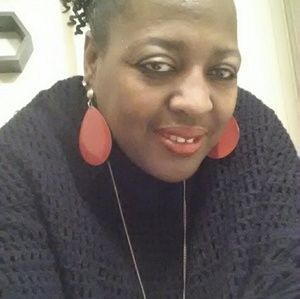 Meet your Posher, Carol