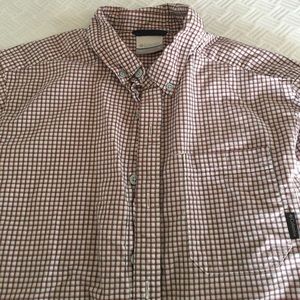 Columbia short shelve men's button down shirt